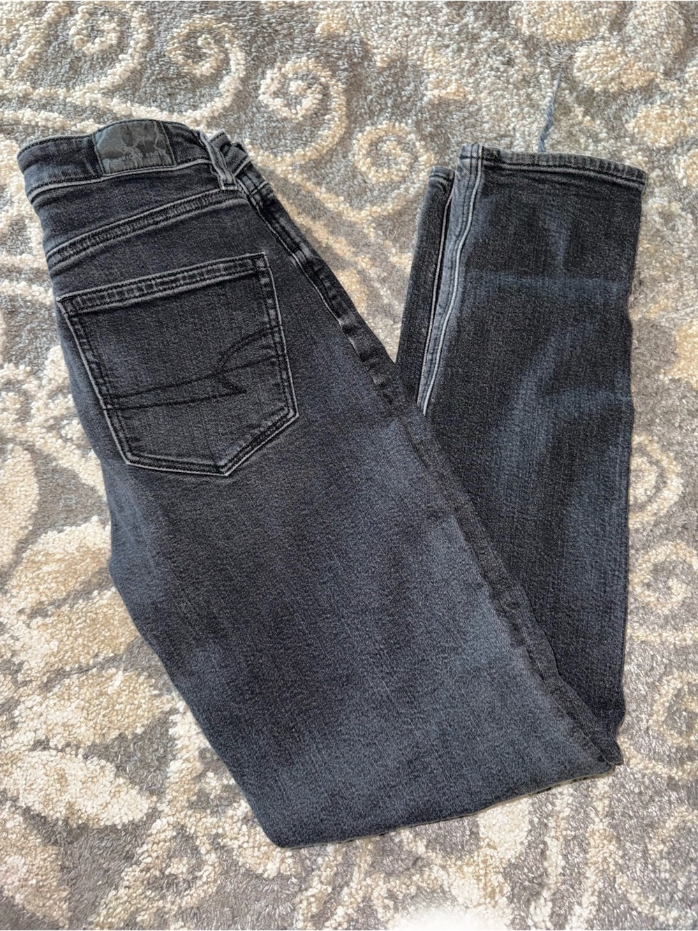 American Eagle Strigid Jeans 00 Regular Black Charcoal Wash Split Hem High Rise